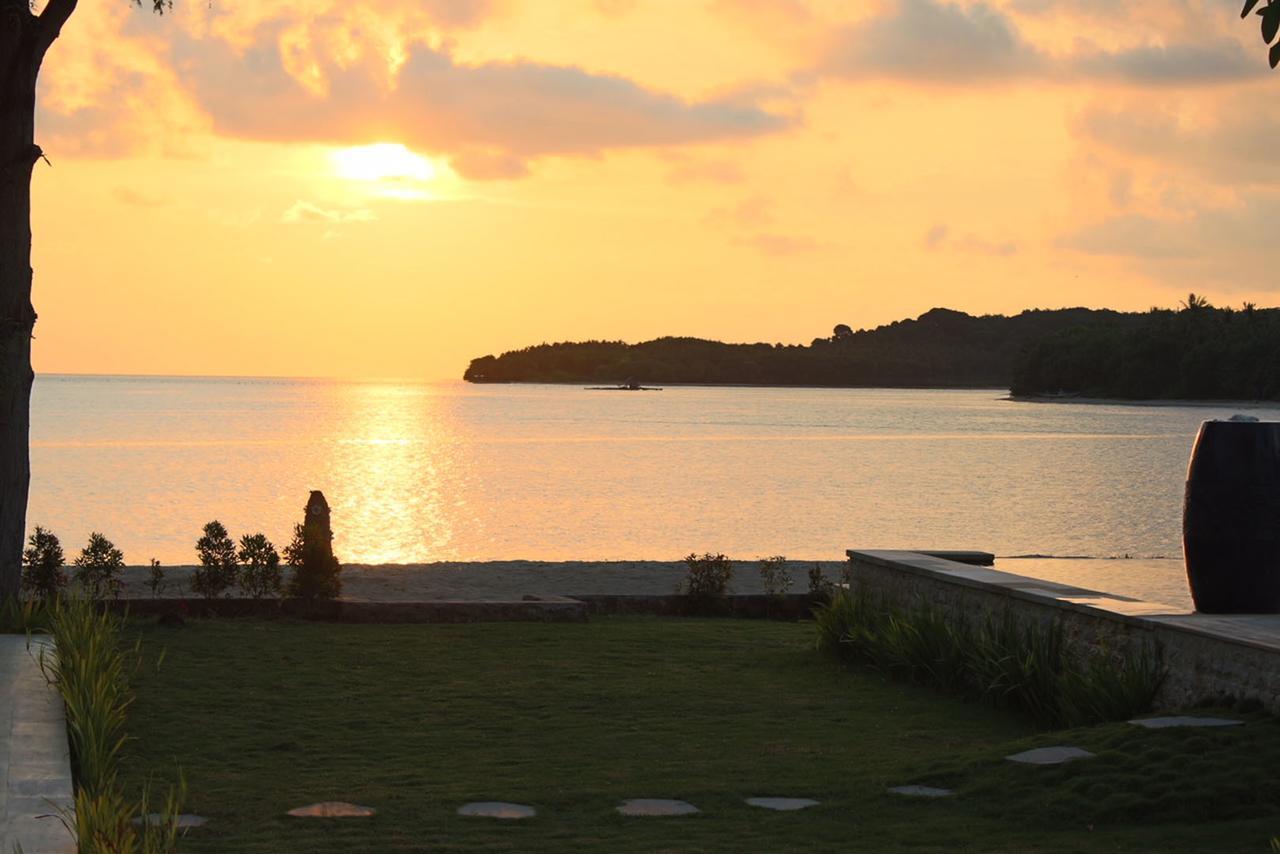 The Suites Lombok Секотонг Екстериор снимка